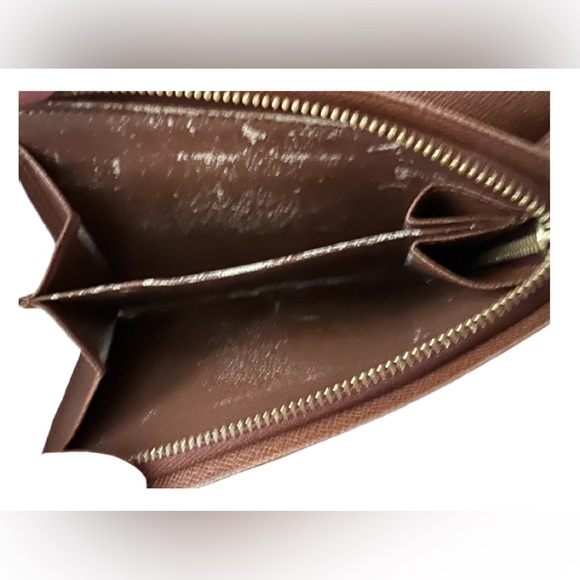 Louis Vuitton Brown Monogram Tresor Wallet🌹 - Picture 10 of 12